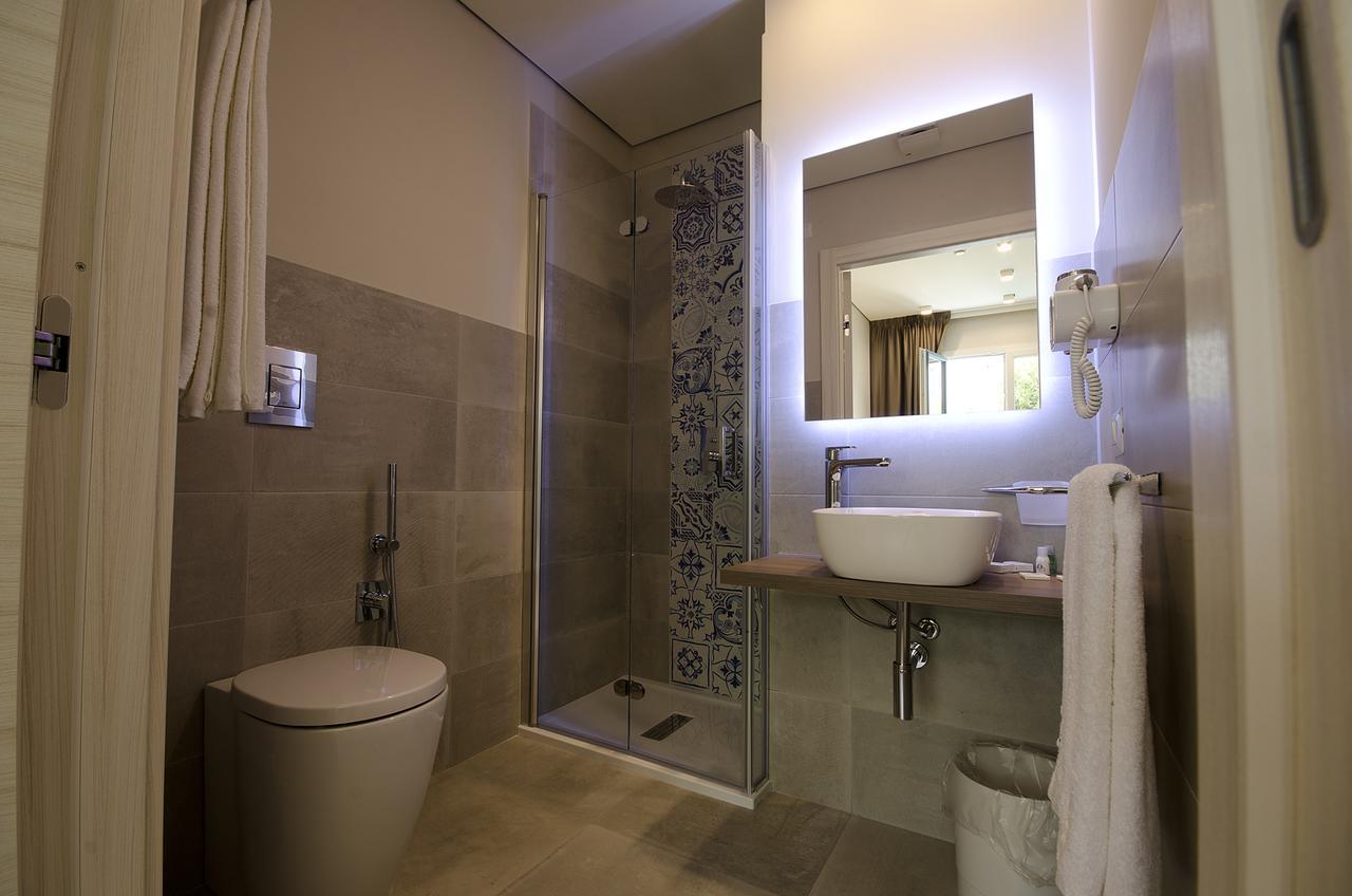 Hermes Hotel ซานวิโต โลคาโป ภายนอก รูปภาพ