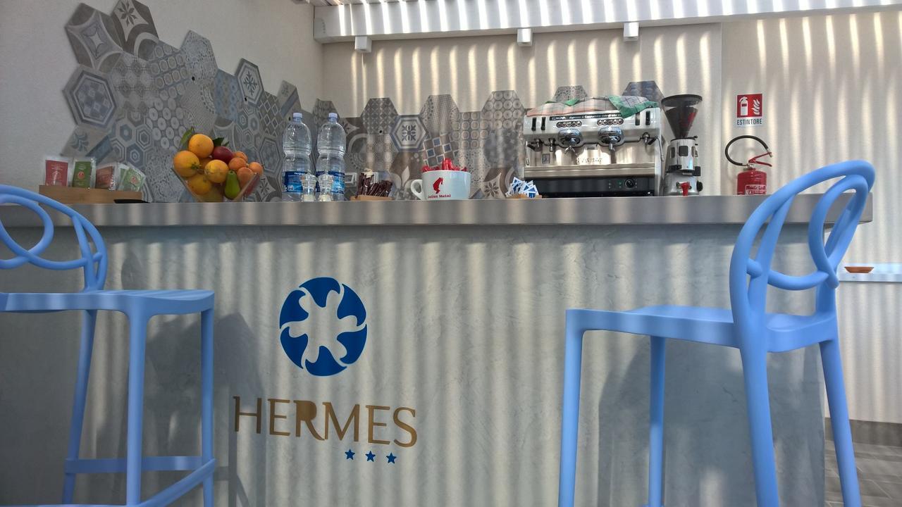 Hermes Hotel ซานวิโต โลคาโป ภายนอก รูปภาพ