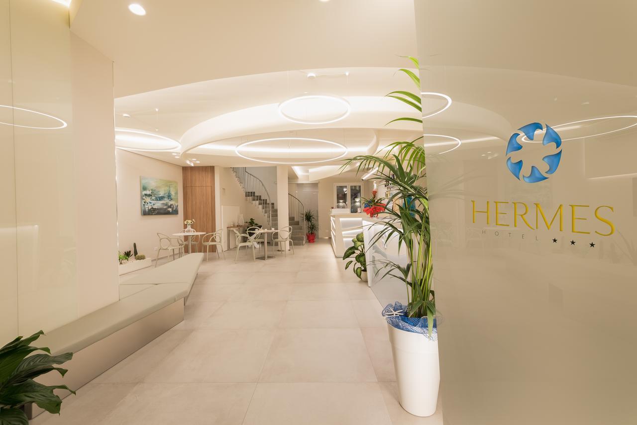 Hermes Hotel ซานวิโต โลคาโป ภายนอก รูปภาพ
