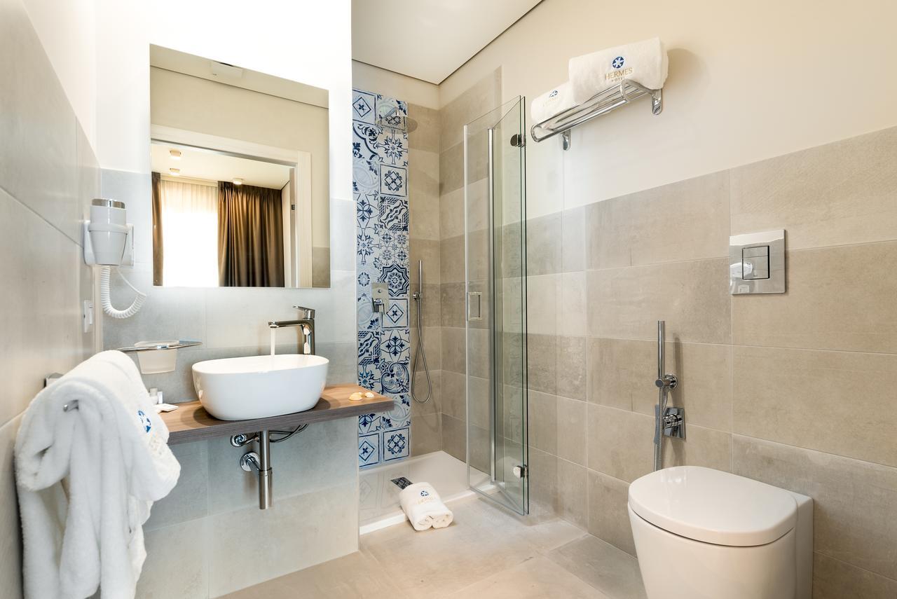 Hermes Hotel ซานวิโต โลคาโป ภายนอก รูปภาพ